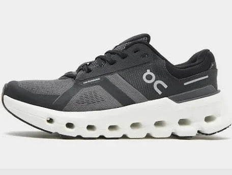 Cloud runner 2 Black White